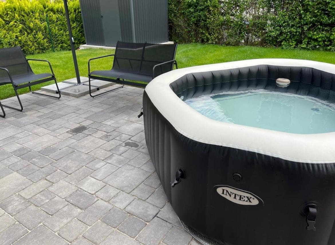 הוילה ברלין Haushalfte Mit Garten, Kamin, Grill & Whirlpool Nahe Ber מראה חיצוני תמונה